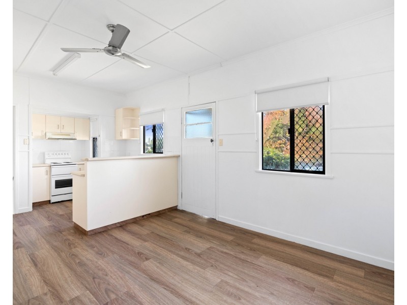 21 Elizabeth Street, South Toowoomba QLD 4350