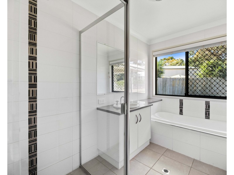 14b Jacaranda Court, Westbrook QLD 4350