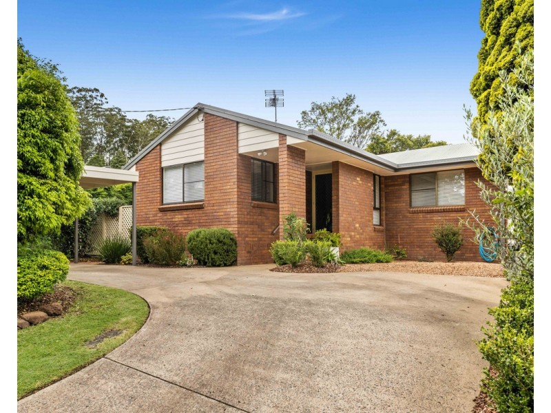 44 Rifle Range Road, Mount Lofty QLD 4350