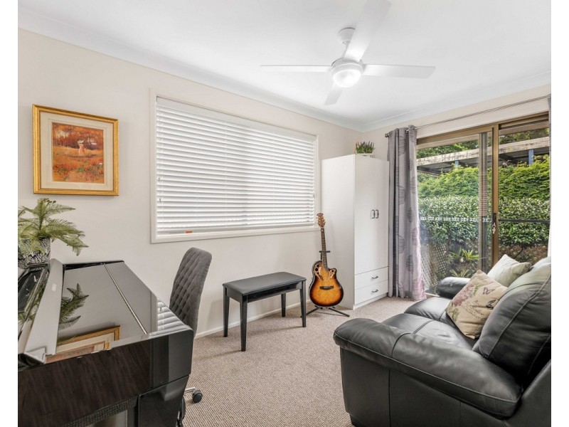 44 Rifle Range Road, Mount Lofty QLD 4350
