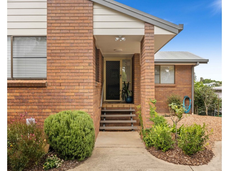 44 Rifle Range Road, Mount Lofty QLD 4350