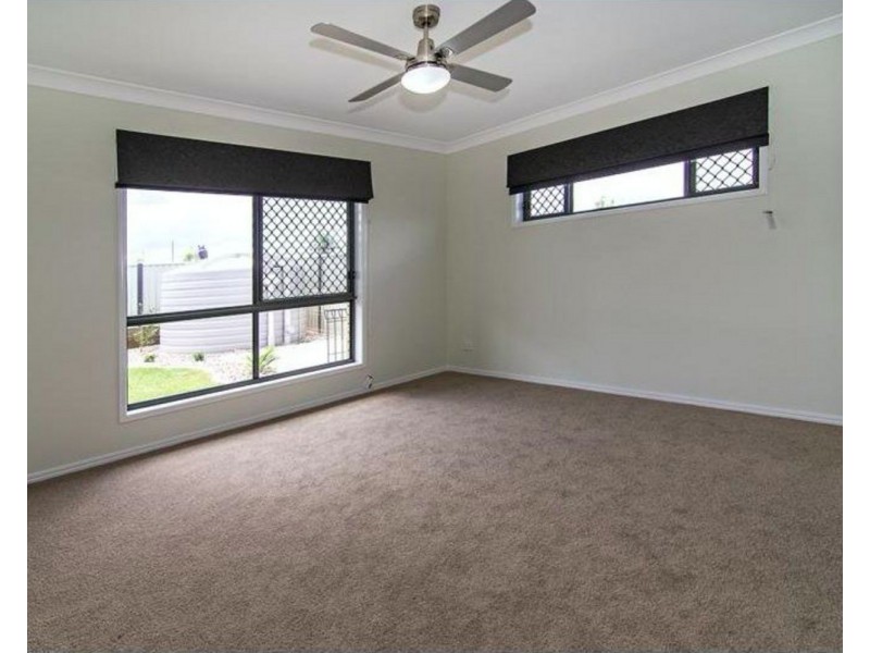 2/16 Tempest Drive, Glenvale QLD 4350