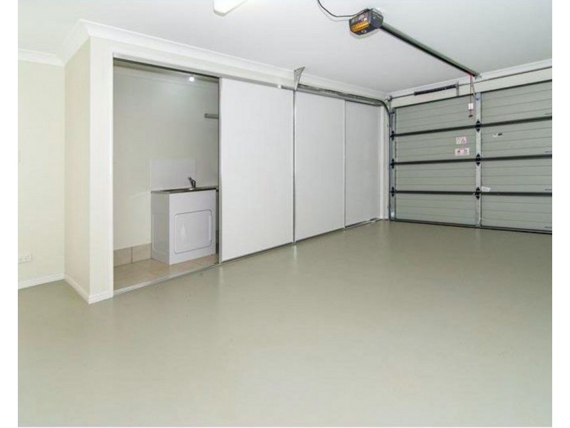 2/16 Tempest Drive, Glenvale QLD 4350
