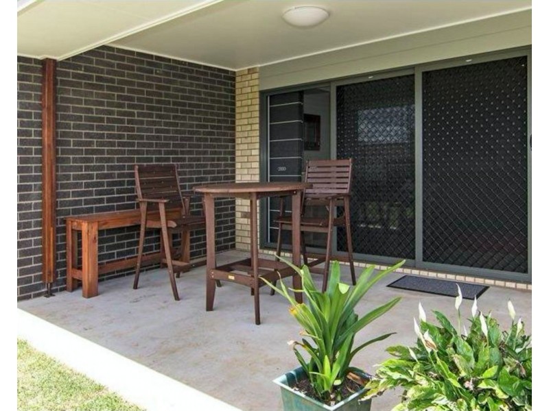 2/16 Tempest Drive, Glenvale QLD 4350