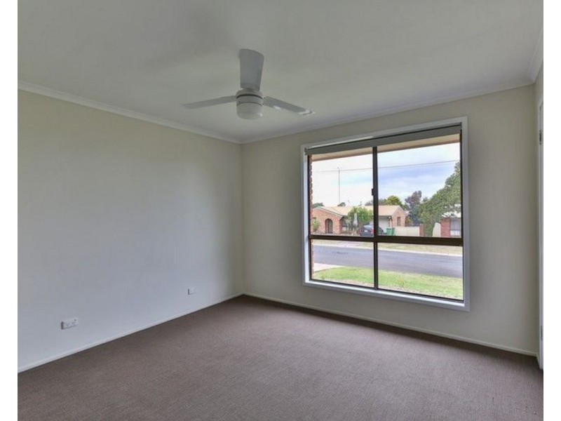 5 Poinciana Street, Newtown QLD 4350