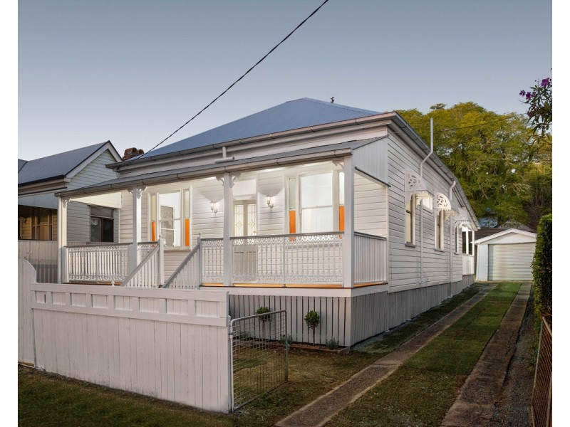12 Allan Street, North Toowoomba QLD 4350