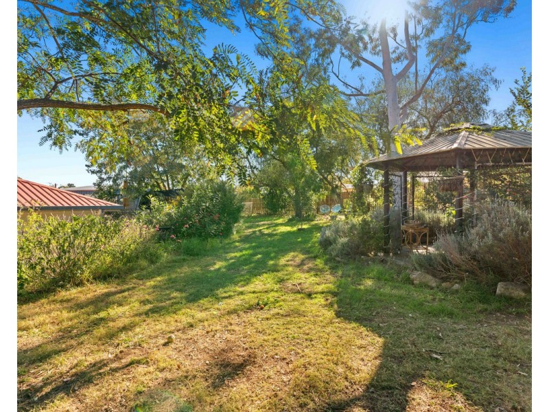 2 Mcdonald Court, Wyreema QLD 4352