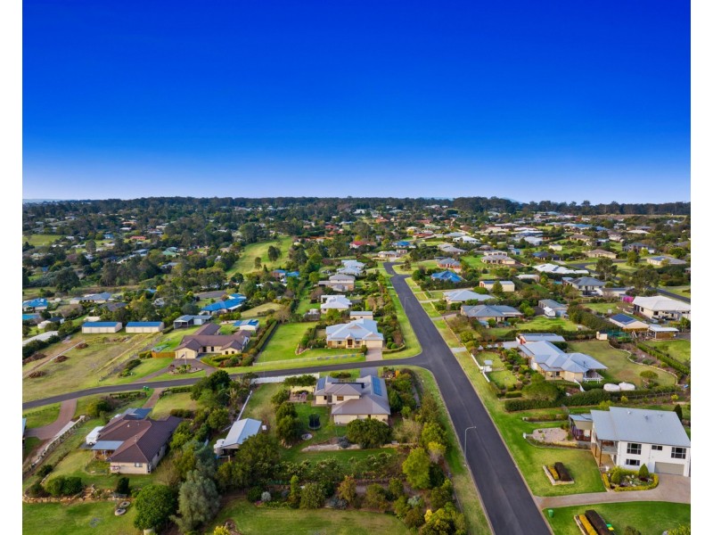 12 Mountview Court, Highfields QLD 4352