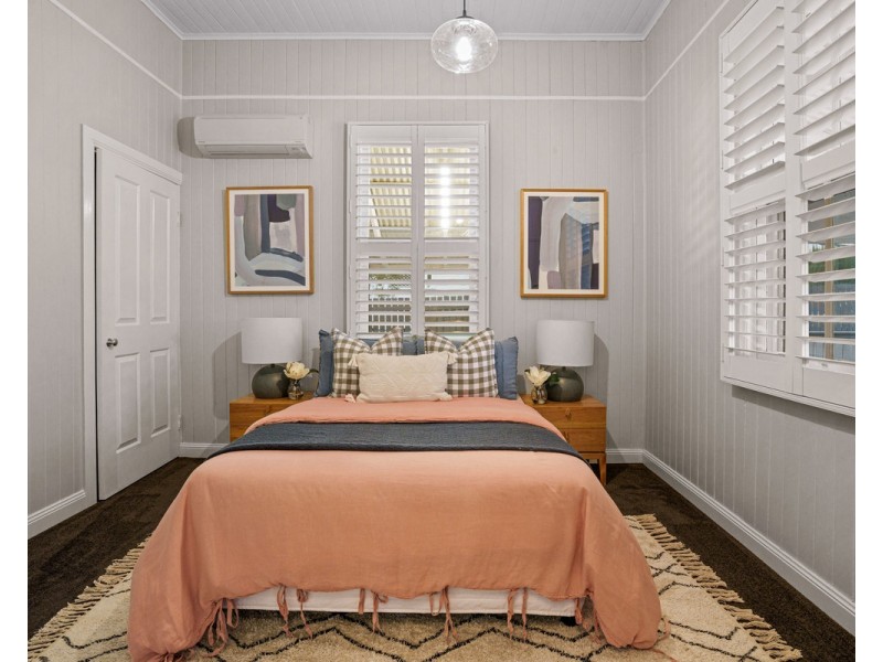 19 Edward Street, East Toowoomba QLD 4350