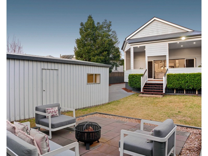 19 Edward Street, East Toowoomba QLD 4350