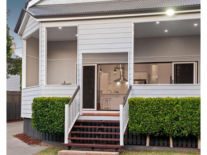 19 Edward Street, East Toowoomba QLD 4350