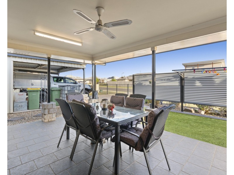 132 Kearney Street, Kearneys Spring QLD 4350