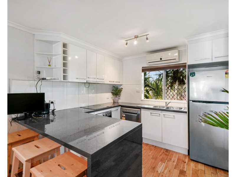 2/85 Hill Street, Newtown QLD 4350