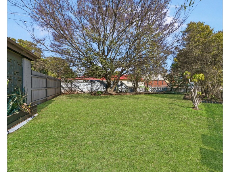 2/85 Hill Street, Newtown QLD 4350