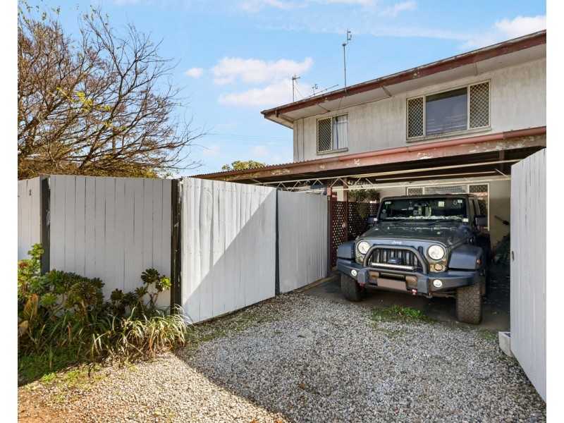 2/85 Hill Street, Newtown QLD 4350