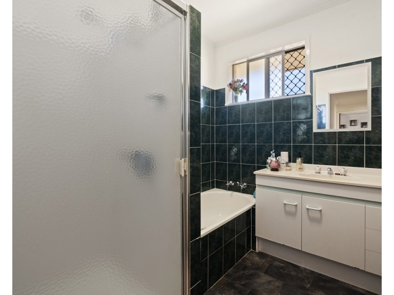 24 Erin Street, Wilsonton QLD 4350