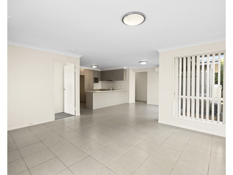 2/20 Tempest Drive, Glenvale QLD 4350