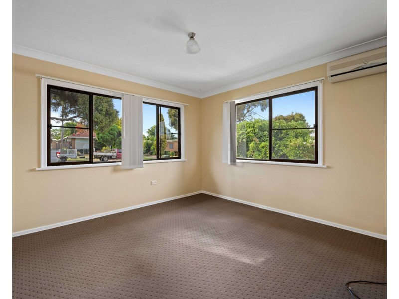 8 McGregor Street, Wilsonton QLD 4350