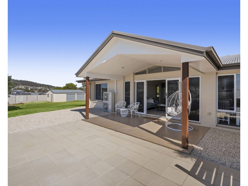 10 Edwin Street, Westbrook QLD 4350