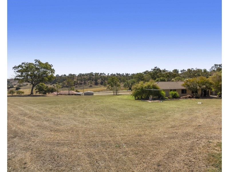 28 Junction Drive, Gowrie Junction QLD 4352