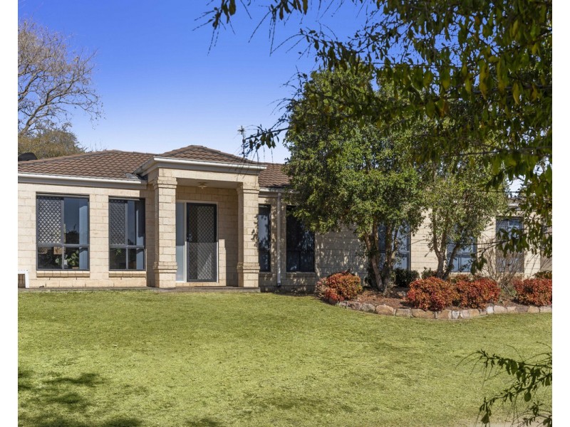 28 Junction Drive, Gowrie Junction QLD 4352