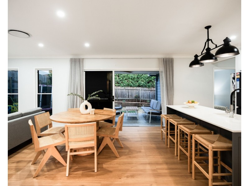 14 Trevethan Street, Mount Lofty QLD 4350