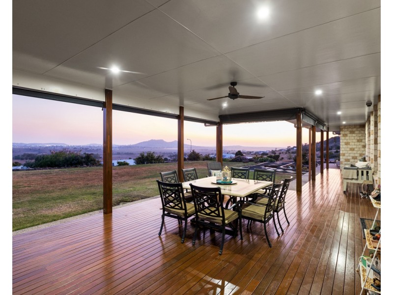 9 Panorama Crescent, Gowrie Junction QLD 4352