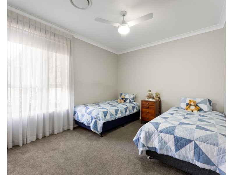 9 Panorama Crescent, Gowrie Junction QLD 4352