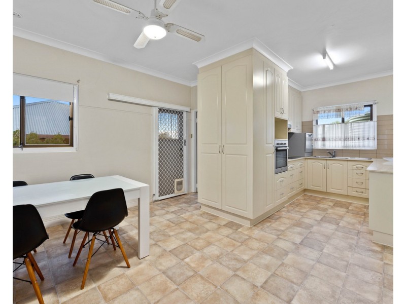 9 Murray Street, North Toowoomba QLD 4350