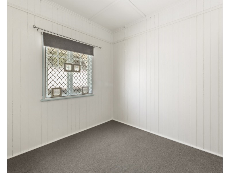 1B Gladstone Street, Newtown QLD 4350