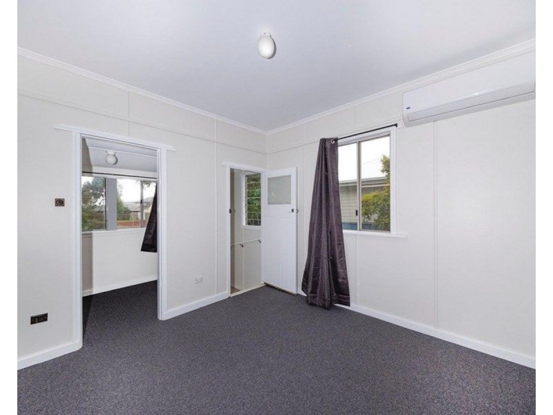 14 Goode Street, Newtown QLD 4350