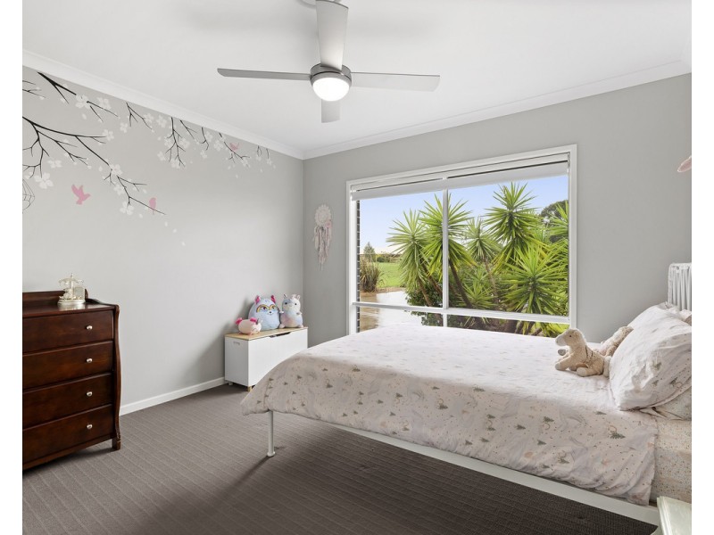 36 Hilltop Drive, Gowrie Junction QLD 4352