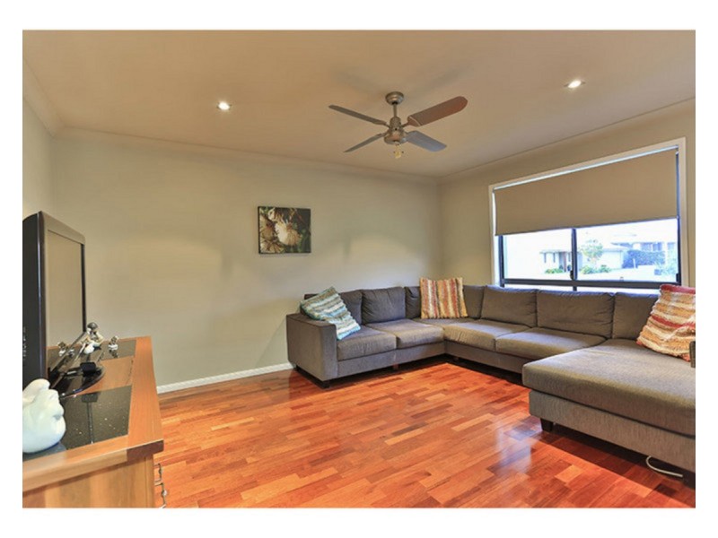 10 Smythe Drive, Highfields QLD 4352