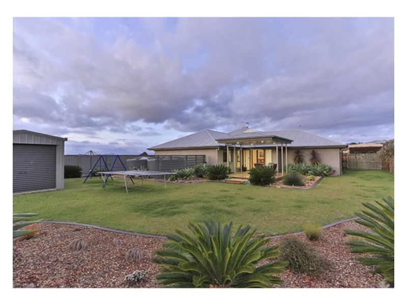 10 Smythe Drive, Highfields QLD 4352