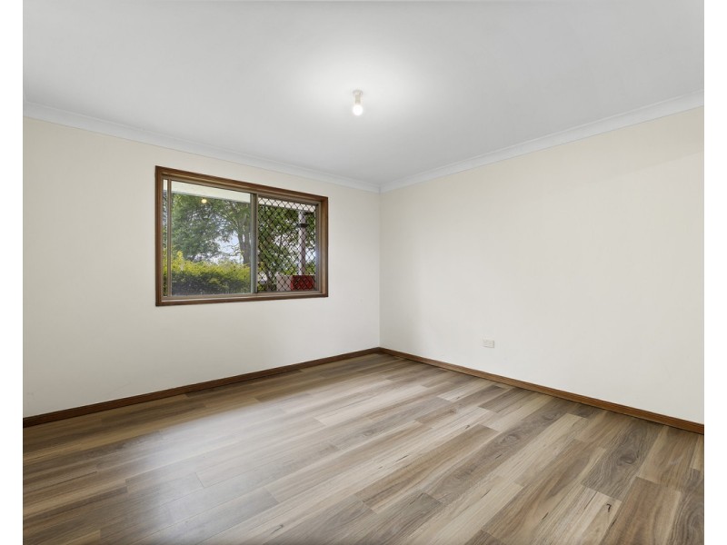 1 Phalaris Court, Meringandan West QLD 4352