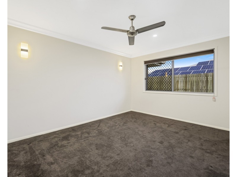 7 Renshaw Crescent, Kearneys Spring QLD 4350