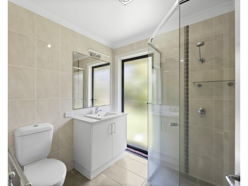 16 Rosella Street, Rangeville QLD 4350