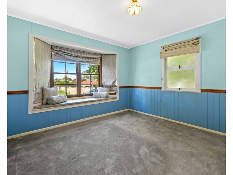 17 Berghofer Street, Rockville QLD 4350