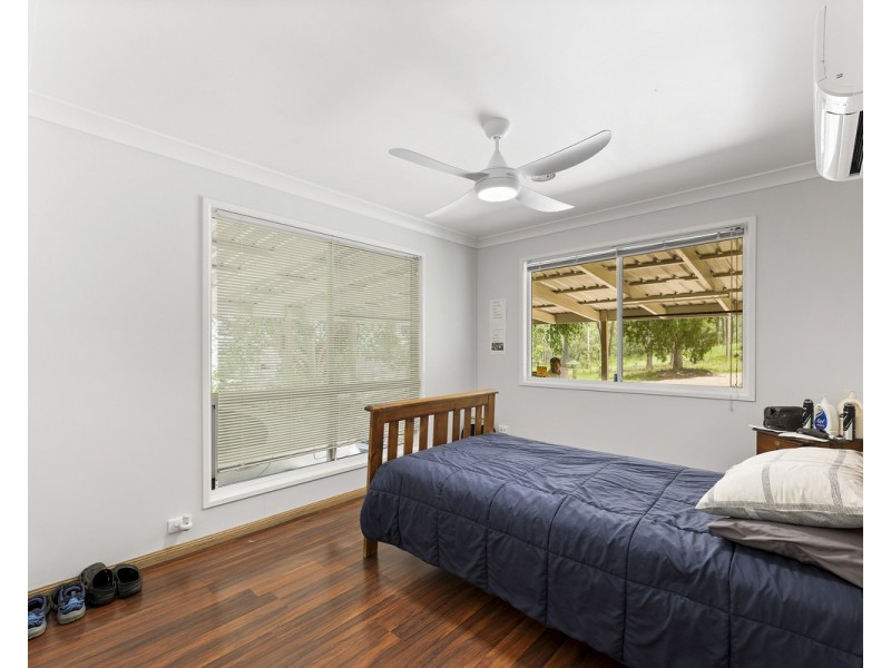 71 Dugandan Road, Upper Lockyer QLD 4352