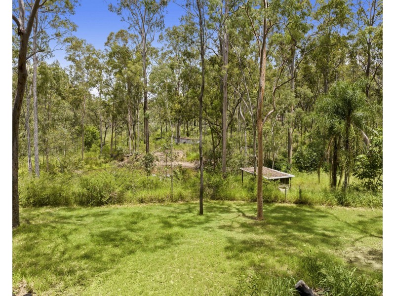 71 Dugandan Road, Upper Lockyer QLD 4352