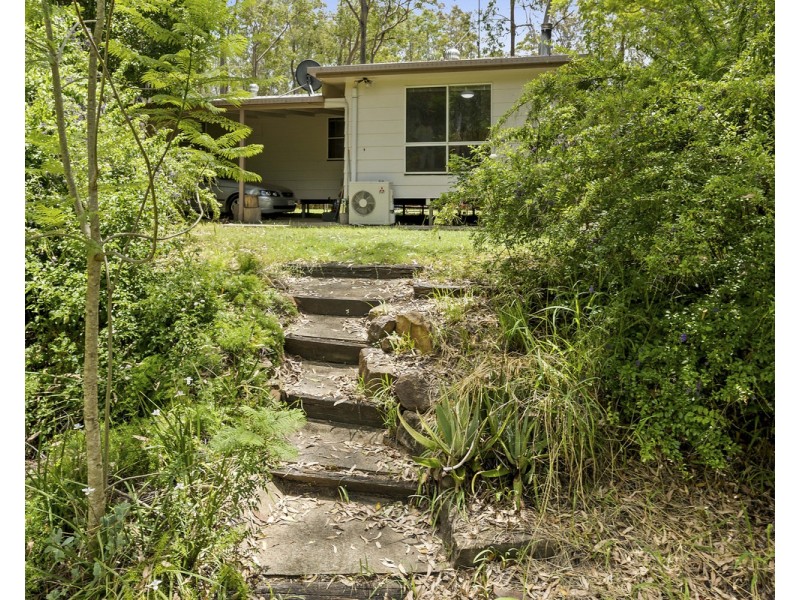 71 Dugandan Road, Upper Lockyer QLD 4352