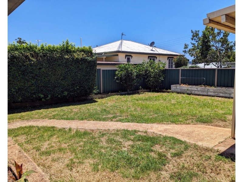 3 Ascot Street, Newtown QLD 4350
