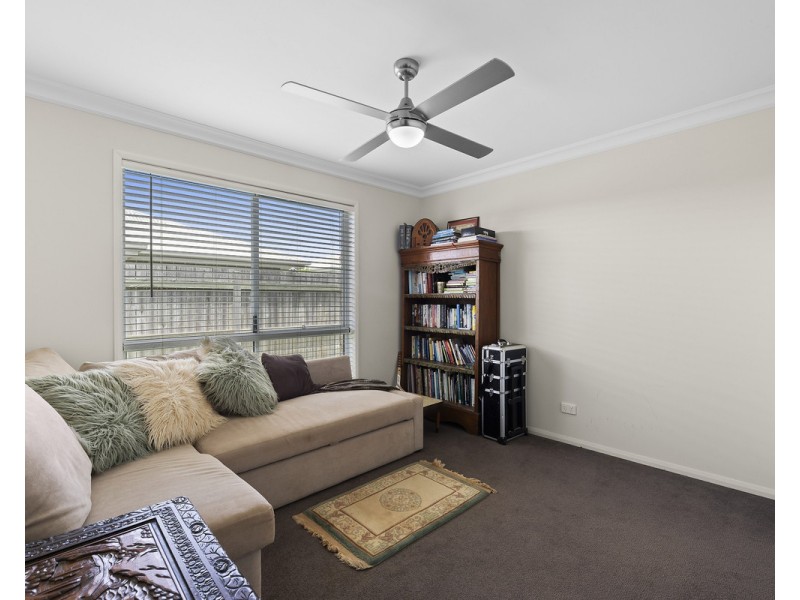 322 Ramsay Street, Middle Ridge QLD 4350