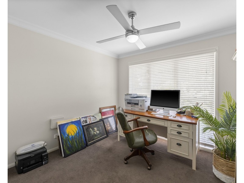 322 Ramsay Street, Middle Ridge QLD 4350