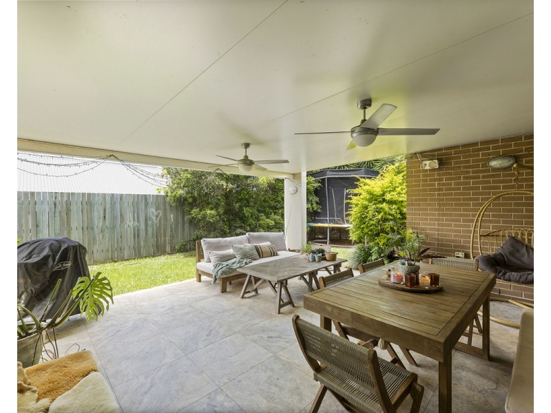 322 Ramsay Street, Middle Ridge QLD 4350