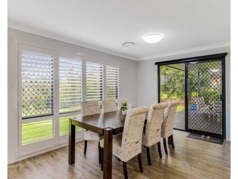 12 Delvue Crescent, Highfields QLD 4352