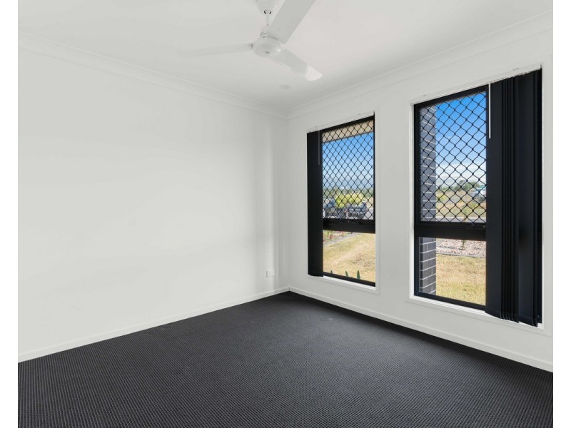 19 Whitewood Way, Cotswold Hills QLD 4350