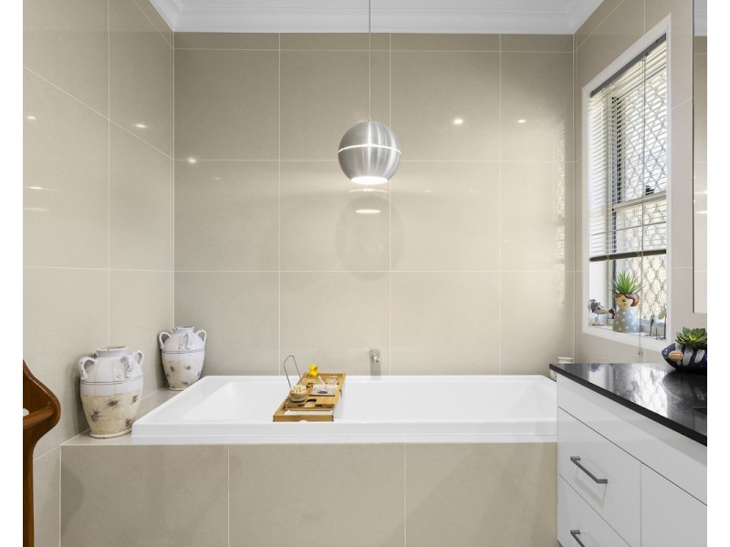 44 Catherine Crescent, Kingsthorpe QLD 4400