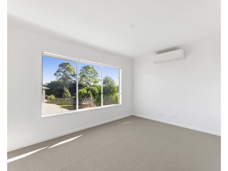 1a Leawarra Street, Wilsonton QLD 4350