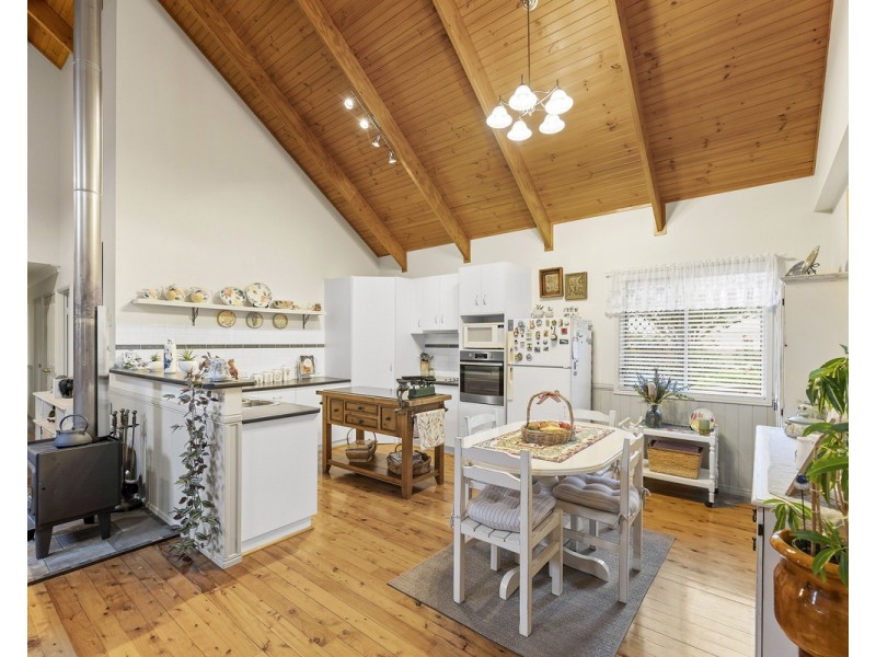 13 Corella Street, Meringandan West QLD 4352